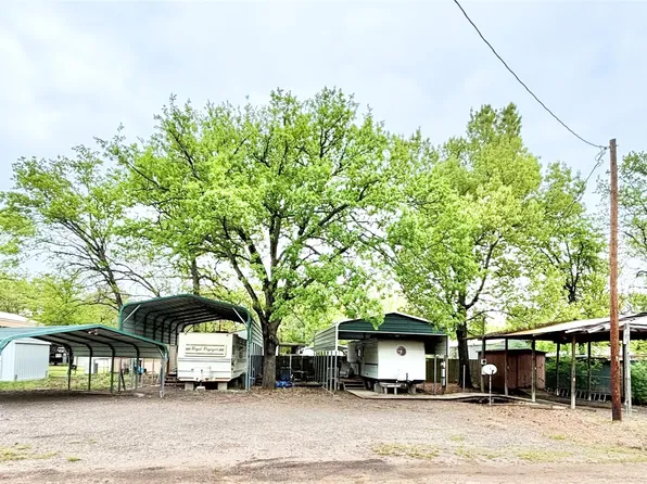 315 Private Road 7703, Emory, TX 75440