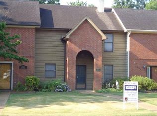 1003 W Monroe St, Grenada, MS 38901