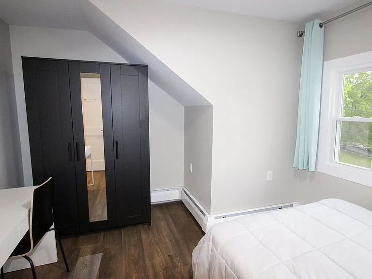 522 Stewart Ave — Photo 236