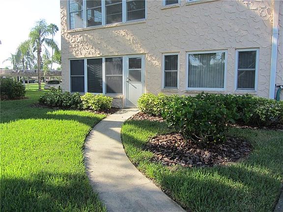 5th image of 120 Elmwood Cir #120