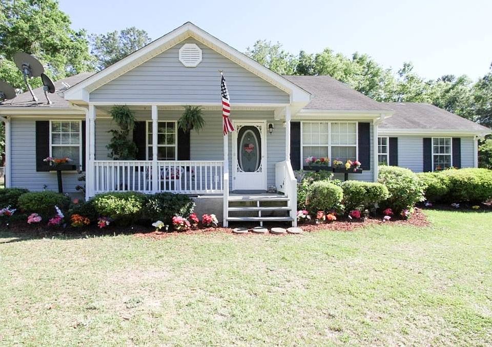 1st image of 3419 NW Evergreen Oak Pl