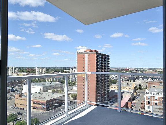 4th image of 10226 104th St NW #1502