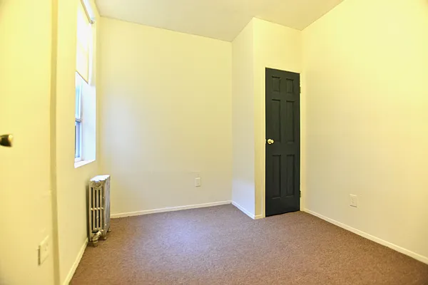 Rented by Rental Solutions Inc | media 15