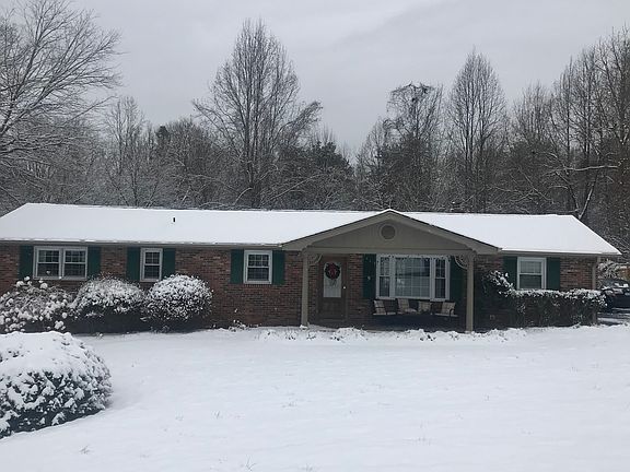 2nd image of 9 Hillside Dr #52