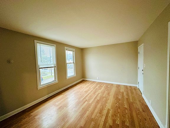 2nd image of 2447 11th Ave S Unit 2