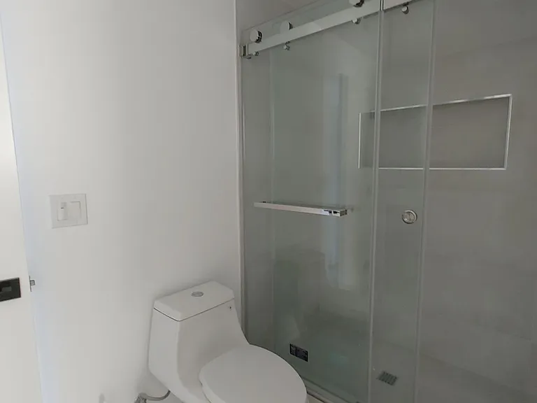 2821 Colorado Ave — Photo 5