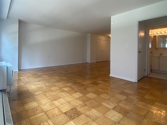 5th image of 435 W 57th St APT 3K