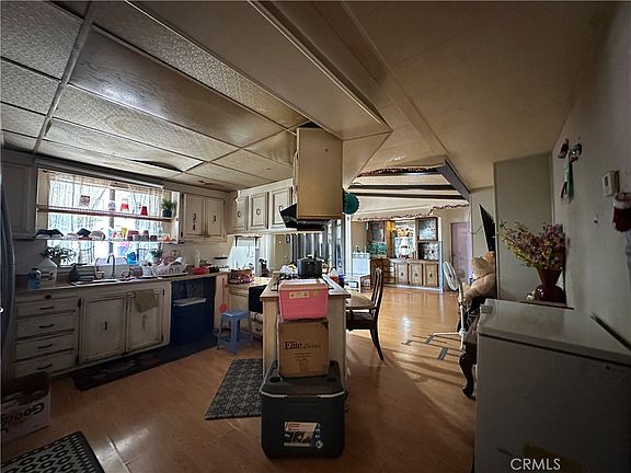 5th image of 929 E Foothill Blvd