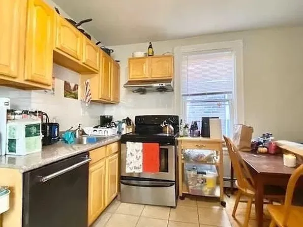3 Warwick St #1, Boston, MA 02120