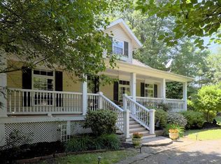 213 Moorestown Dr, Bath, PA 18014