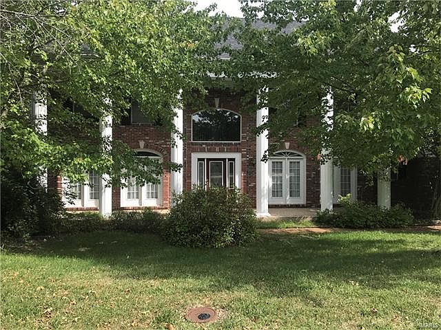 2nd image of 17603 Myrtlewood Dr
