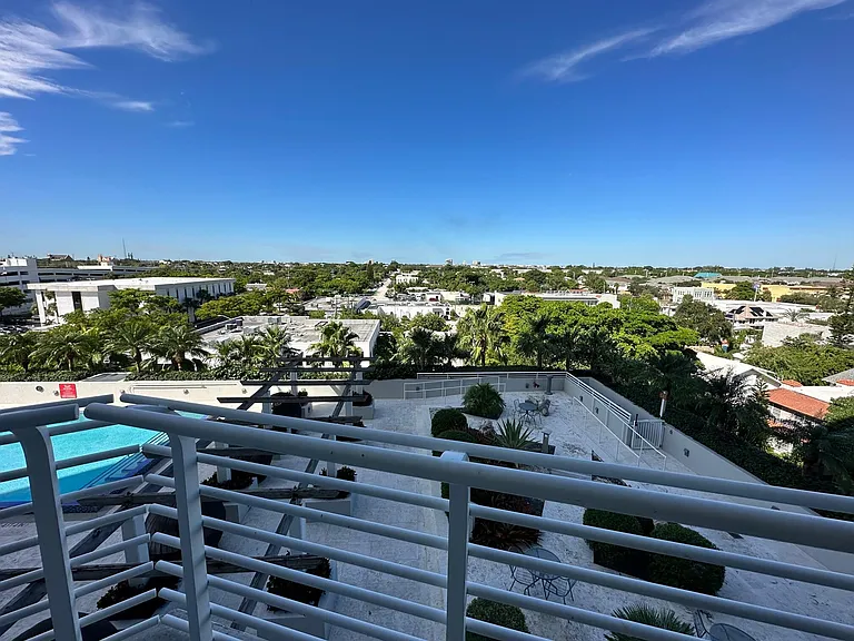 1551 N Flagler Dr #708 — Photo 20