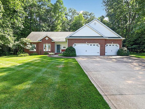 4th image of 25464 Joelle Ct