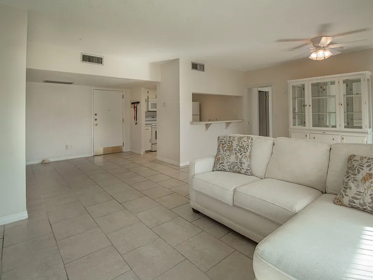 3600 S Ocean Shore Blvd #115 — Photo 3