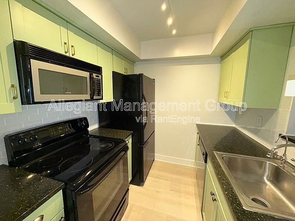 3rd image of 6004 Peregrine Ave