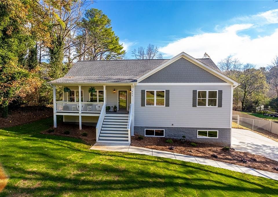 1st image of 323 Stockwood Dr