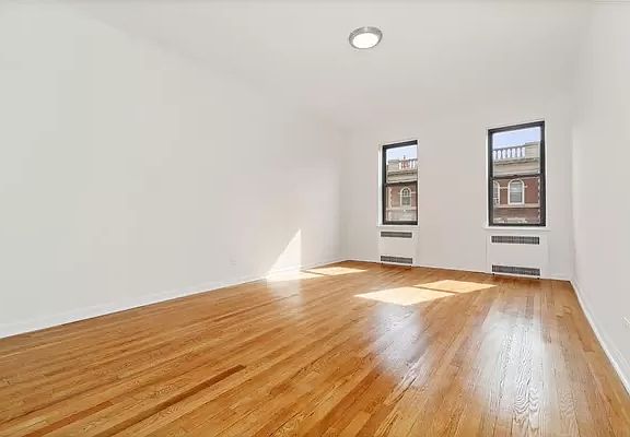 5th image of 35-36 76th St #527