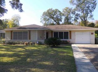 5715 Landry Ln, Beaumont, TX 77708