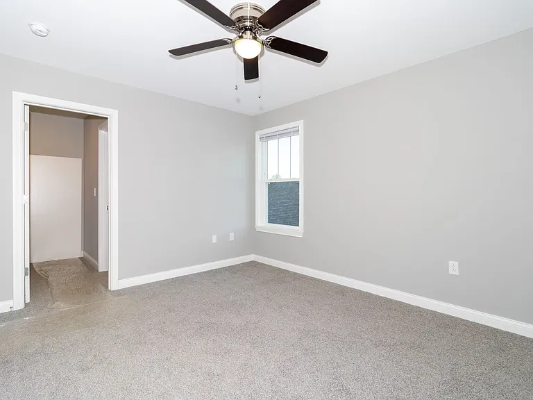 102 Bellbrook Ln — Photo 15