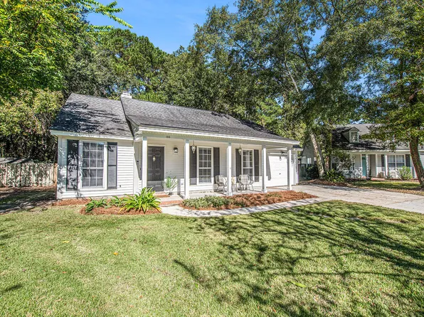 106 Candover Ct, Summerville, SC 29485