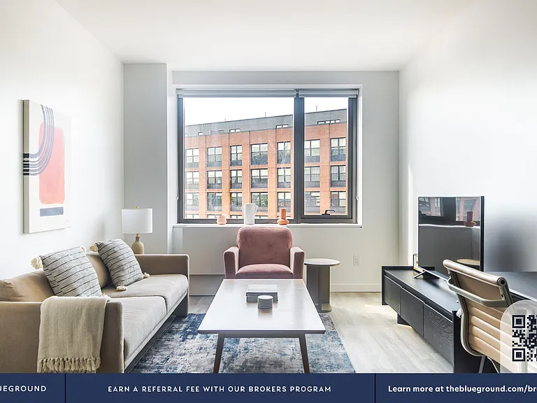 77 Commercial St #443 — Photo 4