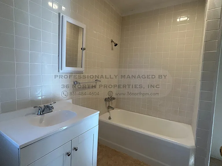 216 7th Street — Photo 8