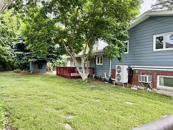 2nd image of 707 Bucklin St