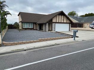 846 Grapevine Rd, Vista, CA 92083