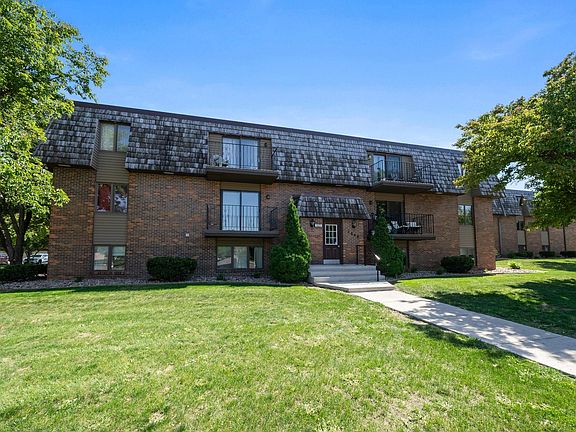 3rd image of 3600 S Gateway Blvd APT 201