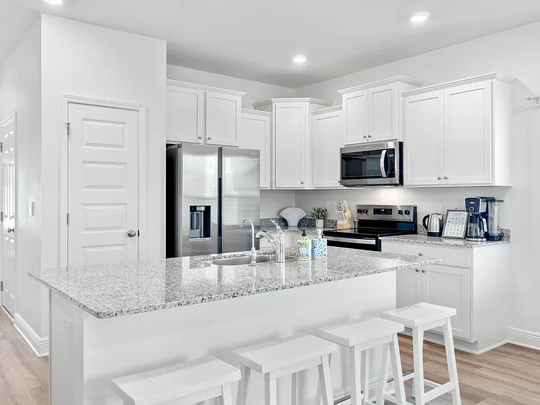 Palmeras Marinas Ln — Photo 18