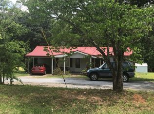 743 Macedonia Rd, Newnan, GA 30263