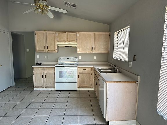 5th image of 4744 N 86th Dr