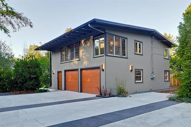 1st image of 1393 Woodland Ave