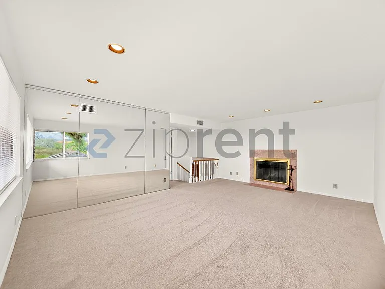 9534 Swinton Ave — Photo 19