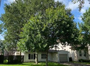 5213 Linden St, Bellaire, TX 77401