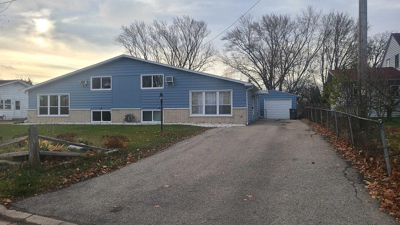 308 Cardinal Crescent, Monona, WI 53716 MLS 1967624 Zillow