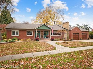 11425 Blackburn St, Livonia, MI
