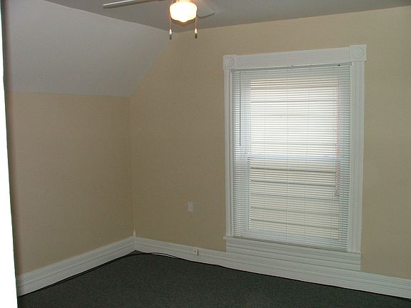 5th image of 46 W Northwood Ave