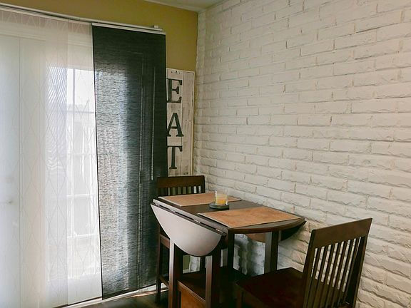 4th image of 734 Hearth Dr