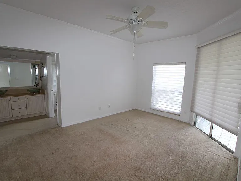 451 Hamptoncrest Cir #307 — Photo 7