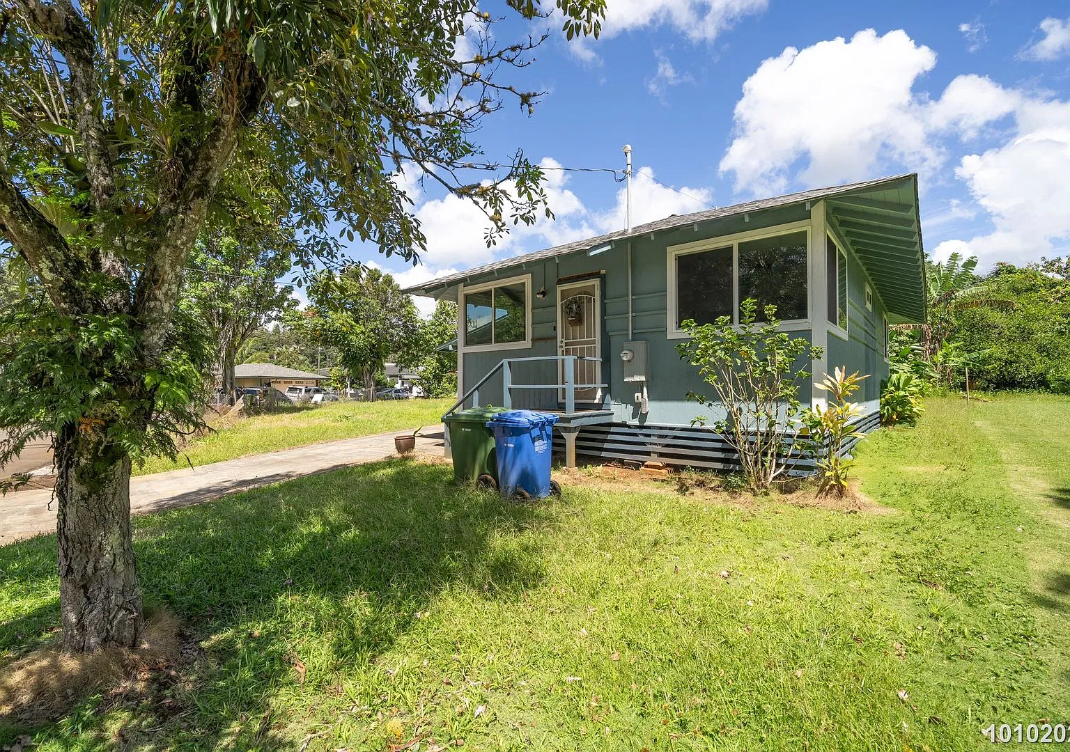 $3500 l 3 Bed l 1 Bath l Single-Family Home in Wahiaw, Oahu — Photo 1