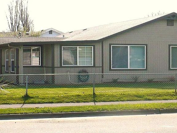 Side Of Home/SunRoom