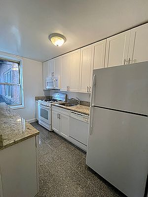 3rd image of 30 E End Ave APT 2W