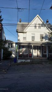 587 N James St, Hazleton, PA, 18201