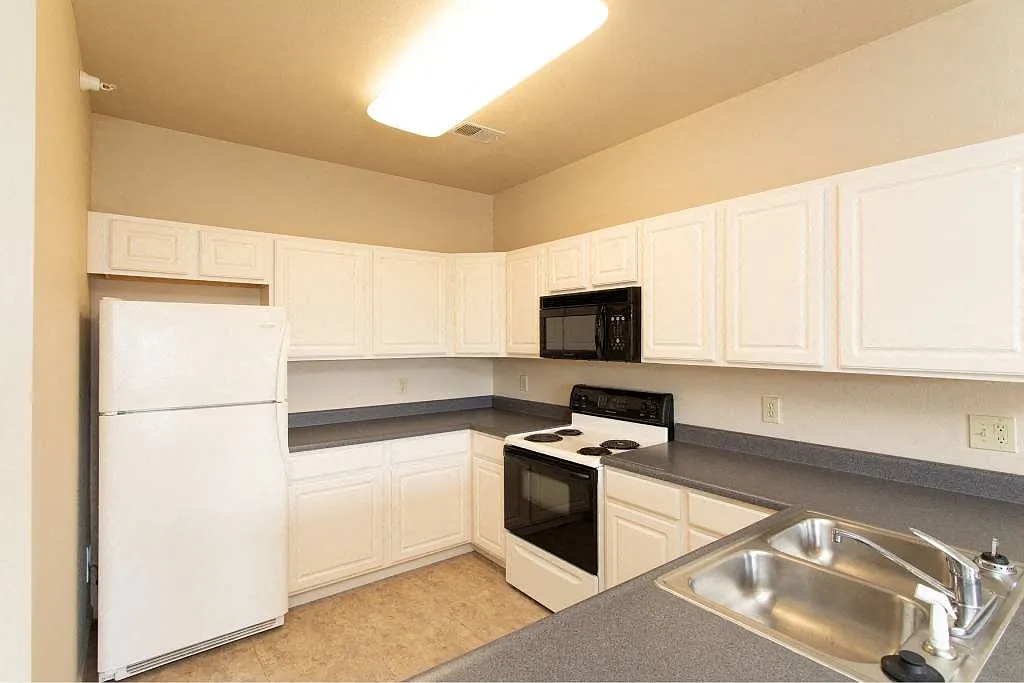 Lindberg Lofts — Photo 3
