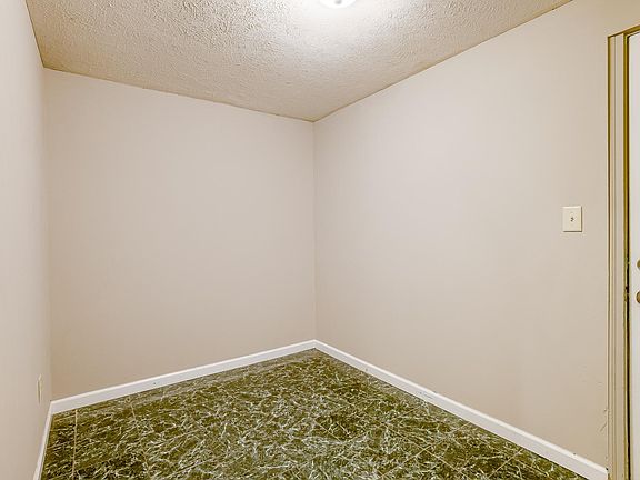 4th image of 14615 Willow Creek Dr