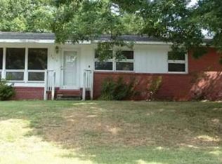 2015 Twain Rd, Greensboro, NC 27405