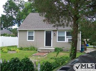 452 Shady Ln, Howell, NJ 07731