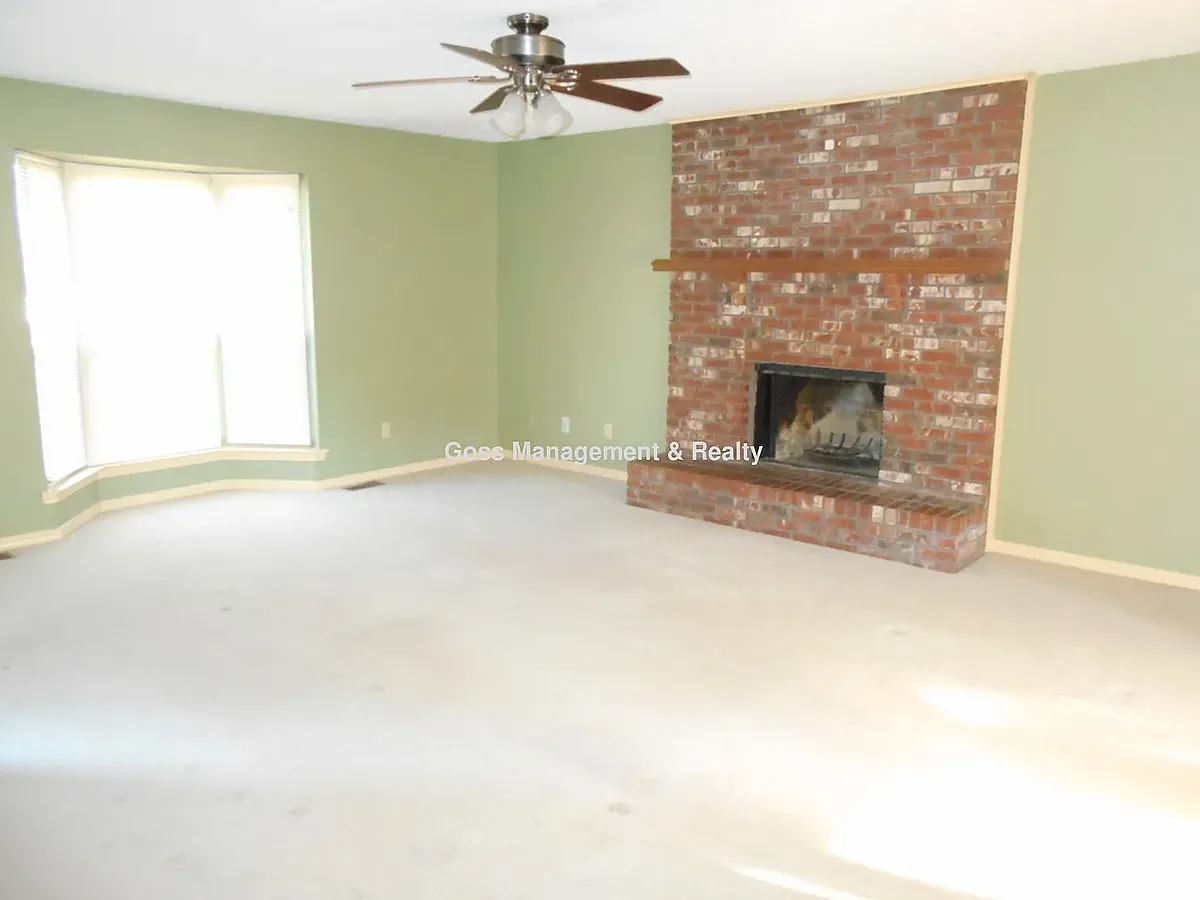 Building Photo - 13301 Pleasant Forest Dr