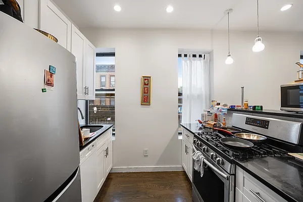Rented by Corcoran | media 3